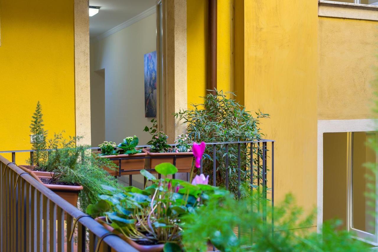 Zefiro Home Roma Dış mekan fotoğraf